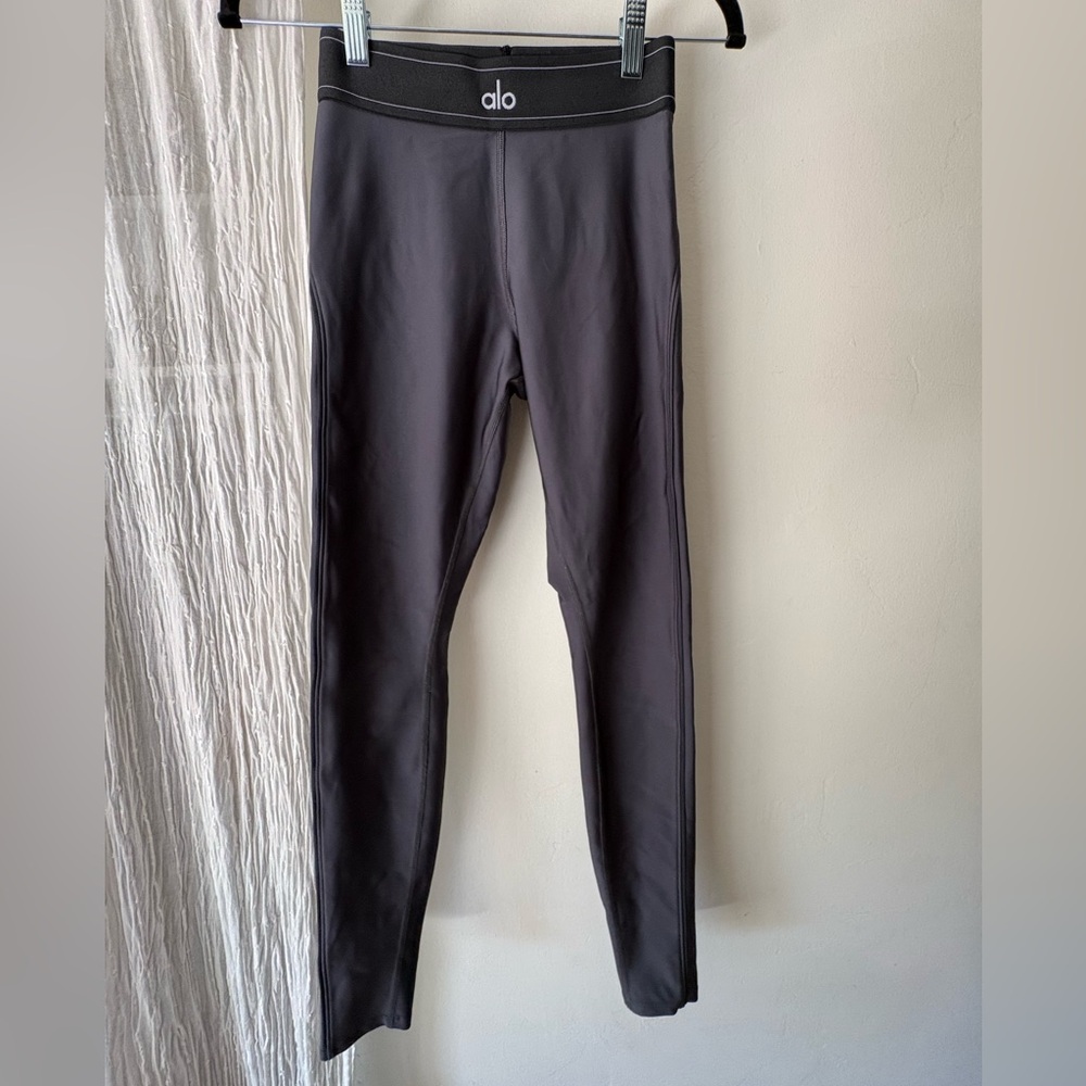 ALO Yoga Black Leggings